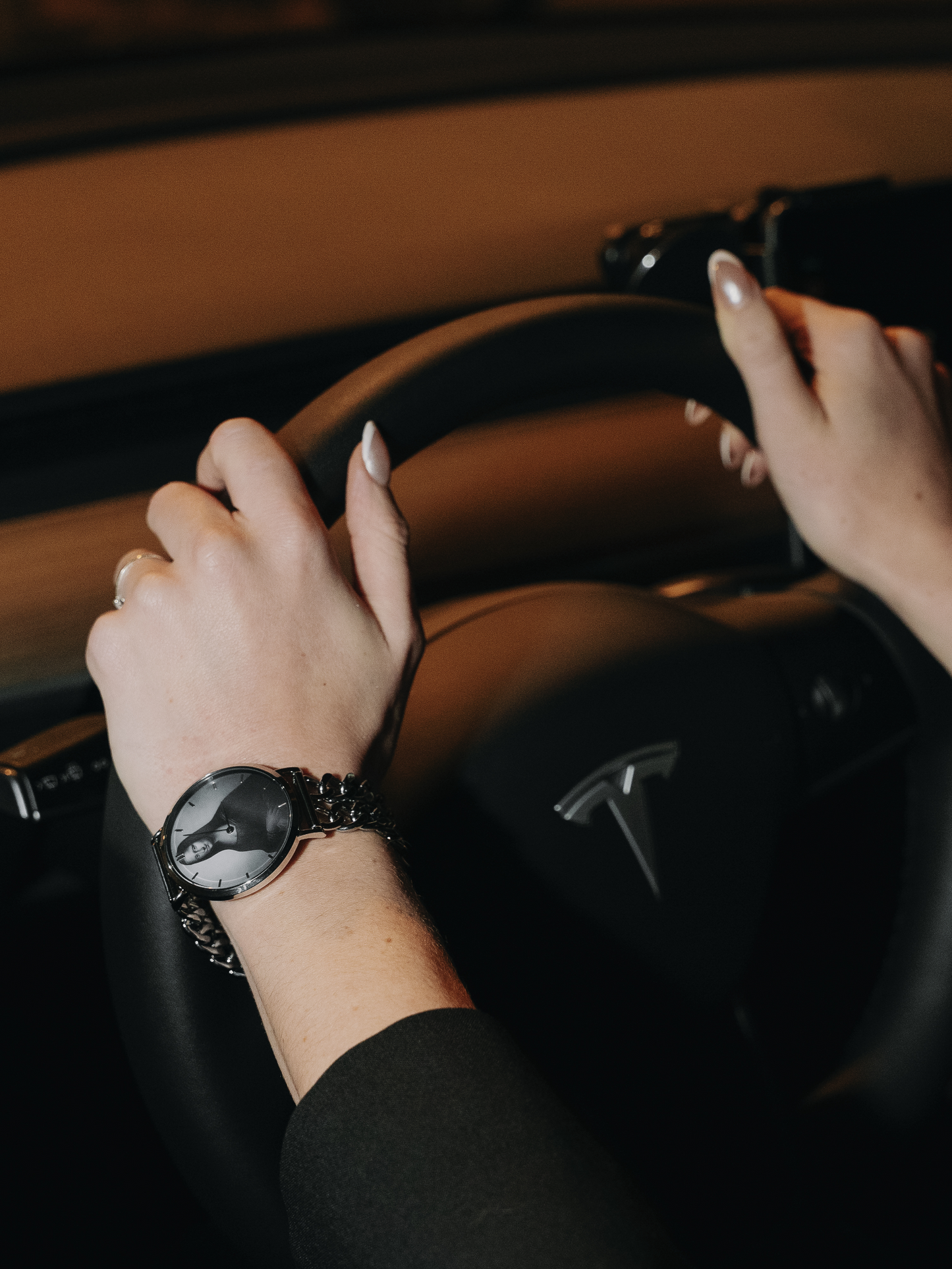 Mona Lisa Feminine Timepiece - With Indicators