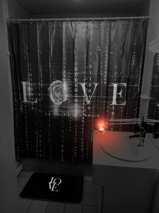 Quick-drying Love Shower Curtain